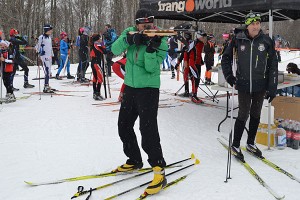 Biathlón láser en la Escuela de Esquí nórdico Somport