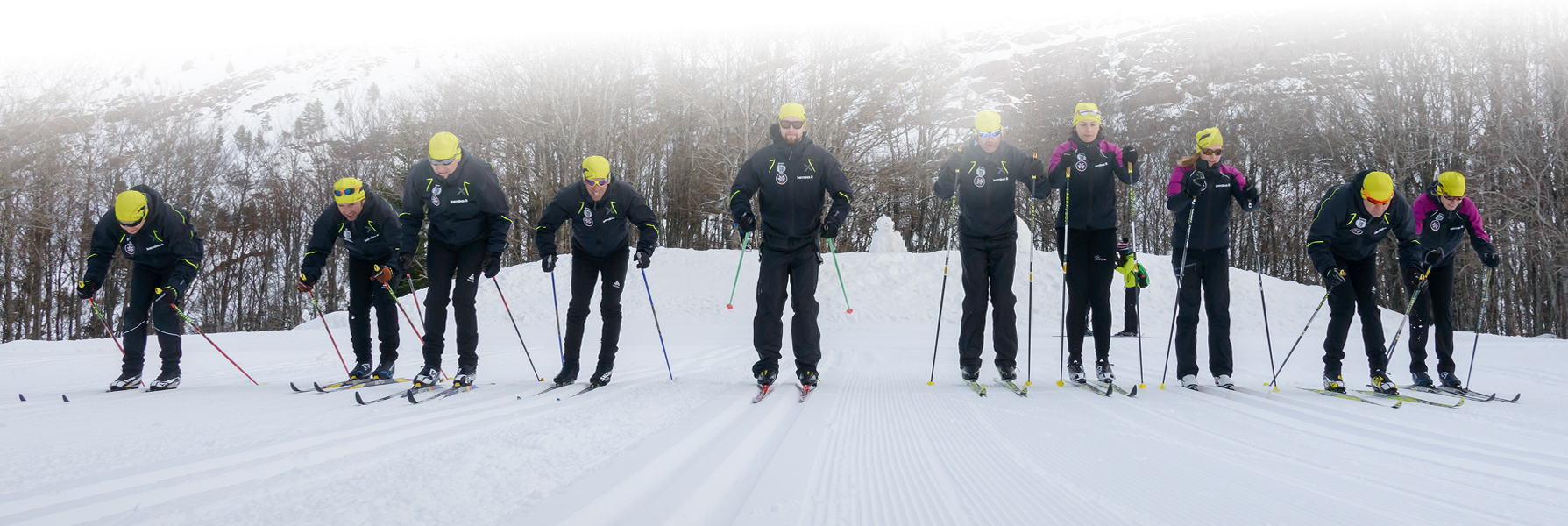 Empresa especializada en la enseñanza del Esquí de Fondo y otras disciplinas Nórdicas como el biathlón o las excursiones con raquetas de nieve. Empresa especializada en la enseñanza del Esquí de Fondo y otras disciplinas Nórdicas como el biathlón o las excursiones con raquetas de nieve.